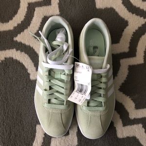 adidas courtset green